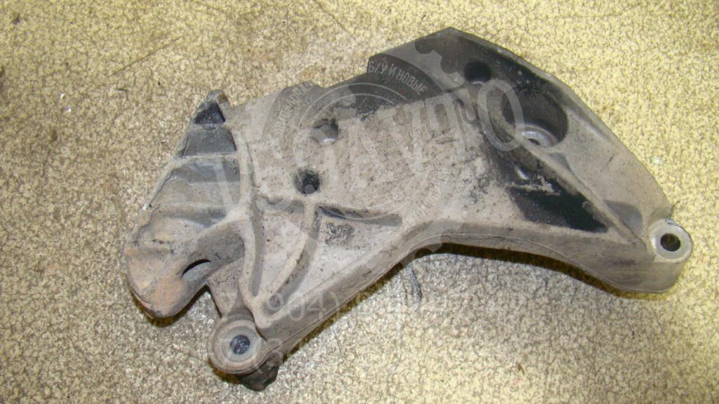 Кронштейн двигателя правый, 1000 рублей, Пермь