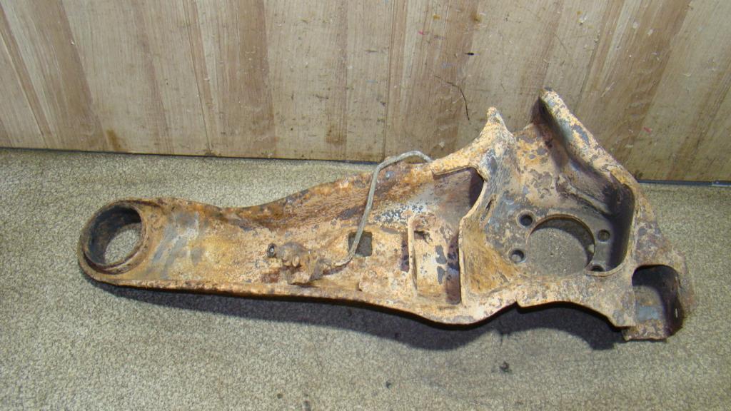 Рычаг задний продольный правый, 1000 рублей, Пермь