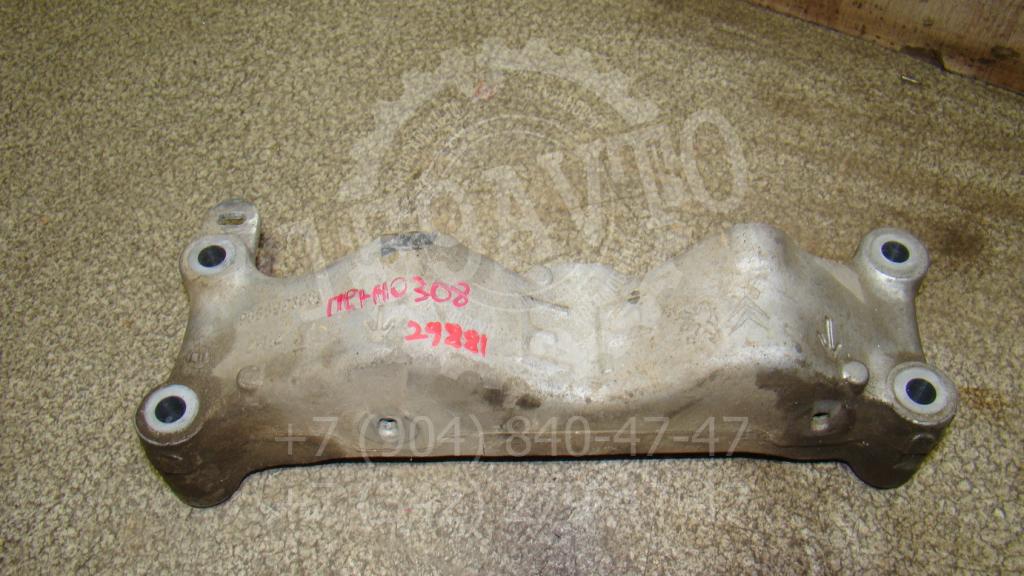 Кронштейн двигателя правый, 500 рублей, Пермь