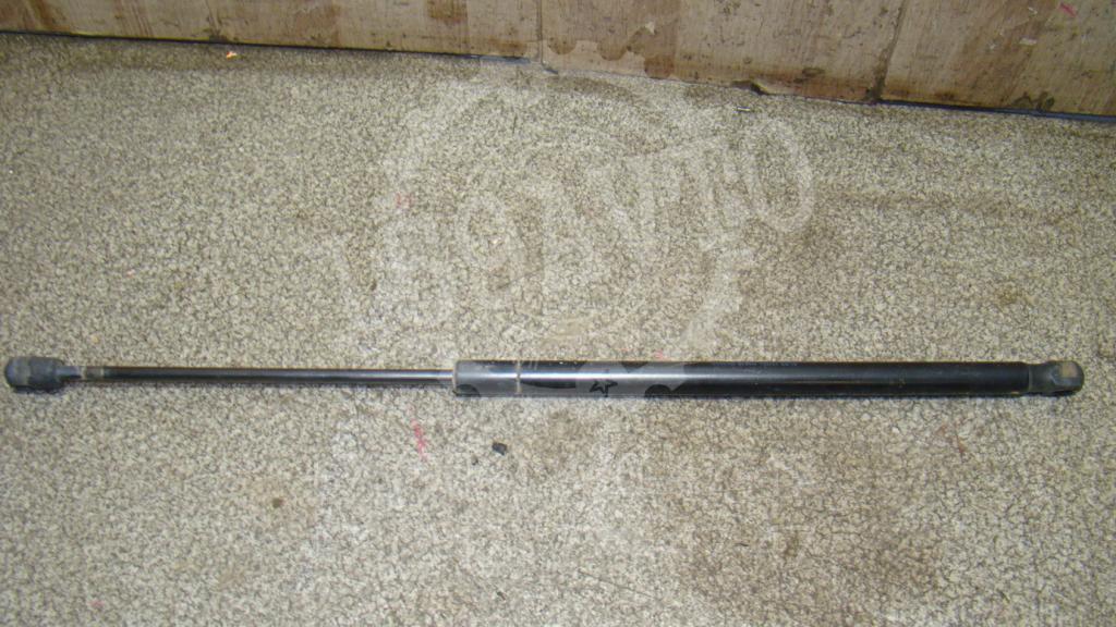 Амортизатор двери багажника, 500 рублей, Пермь