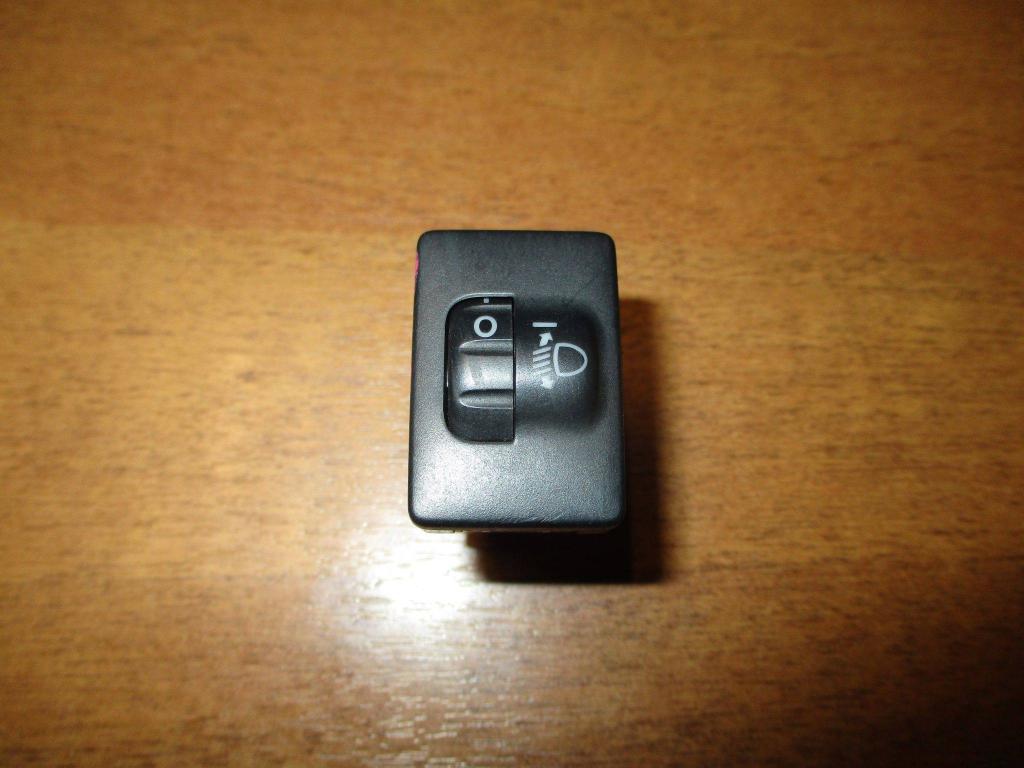 Кнопка корректора фар, 500 рублей, Пермь