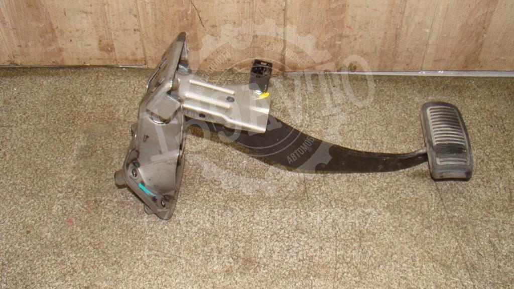 Педаль тормоза, 500 рублей, Пермь