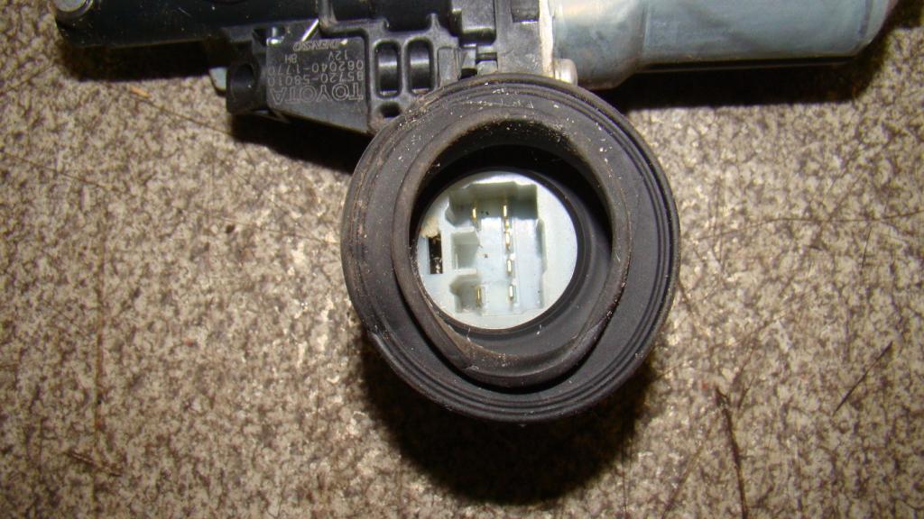 Стеклоподъемник задний правый, 2600 рублей, Пермь