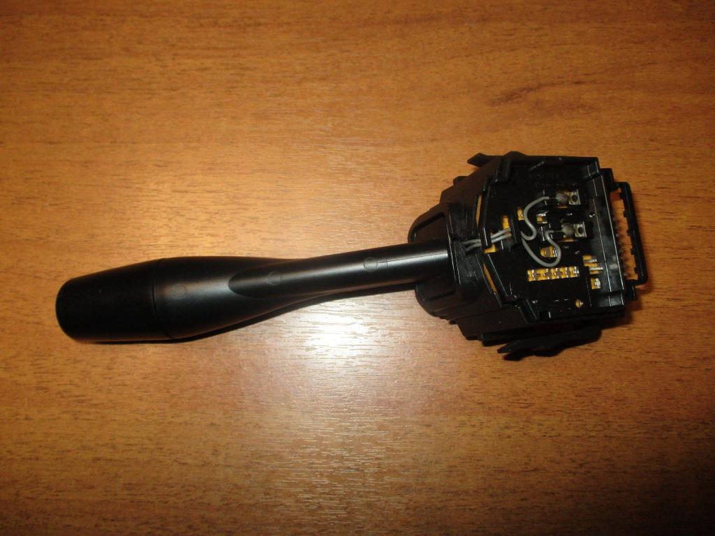 Переключатель стеклоочистителей, 1000 рублей, Пермь