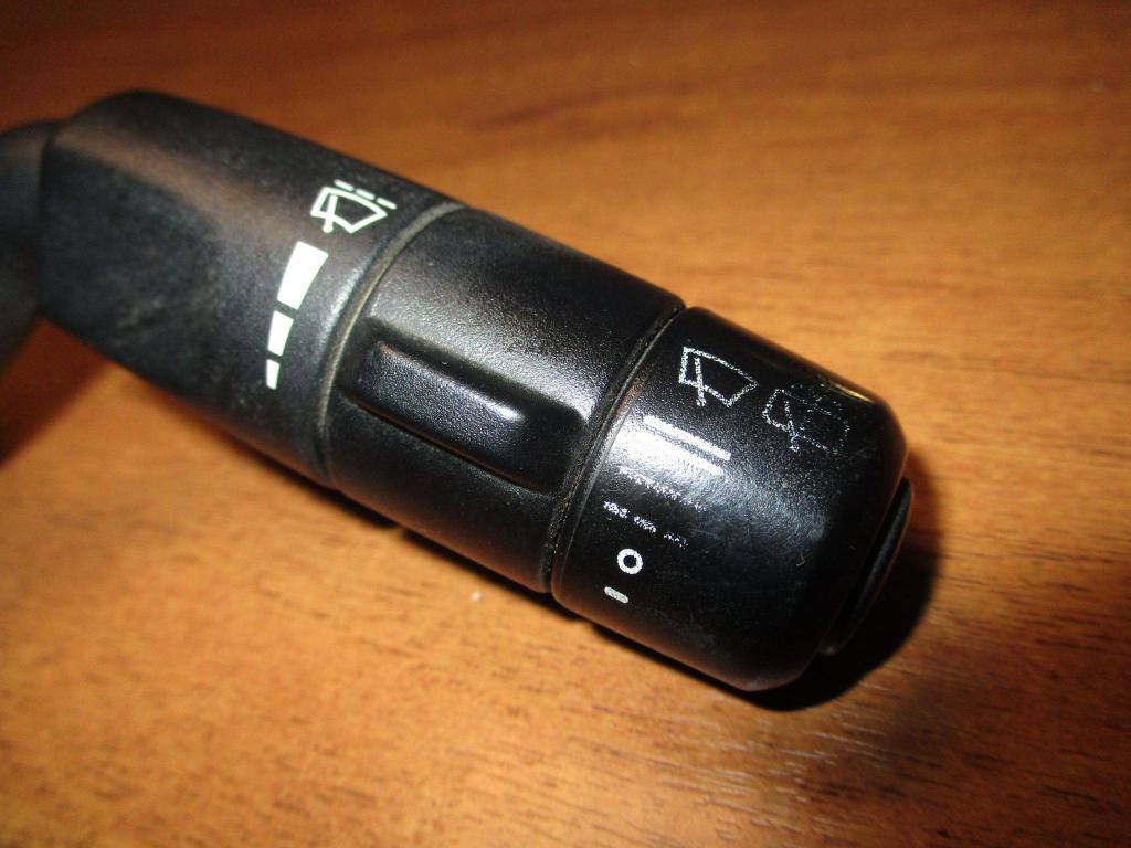 Переключатель стеклоочистителей, 1000 рублей, Пермь