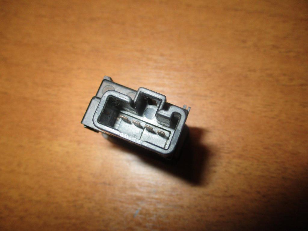 Кнопка открывания лючка бензобака, 550 рублей, Пермь