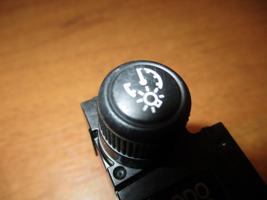 Кнопка освещения панели приборов, 3000 рублей, Пермь