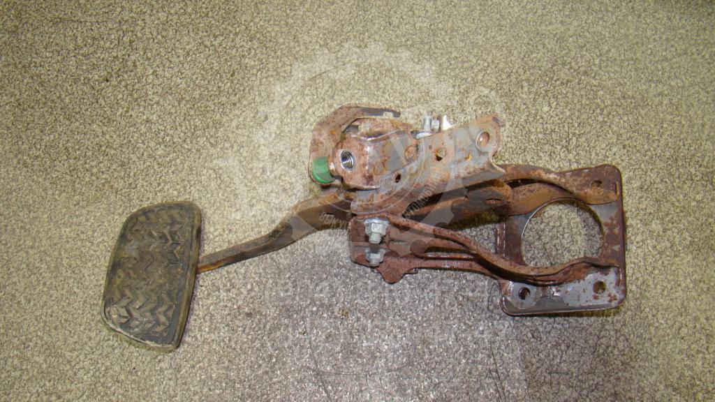 Педаль тормоза, 500 рублей, Пермь