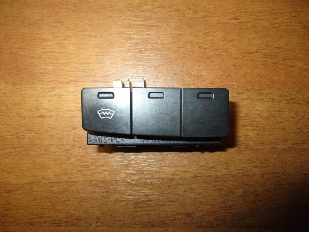 Кнопка обогрева переднего стекла, 750 рублей, Пермь