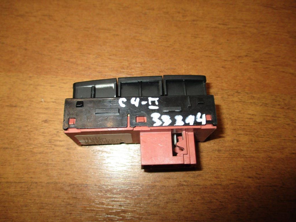 Кнопка обогрева переднего стекла, 750 рублей, Пермь