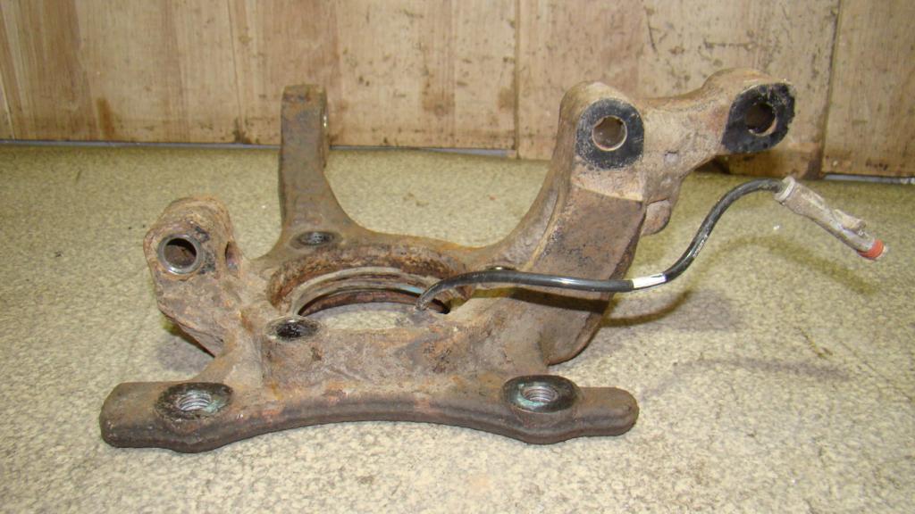 Кулак поворотный передний левый, 2500 рублей, Пермь