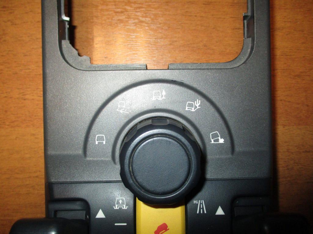 Кнопка переключения режимов подвески, 3200 рублей, Пермь