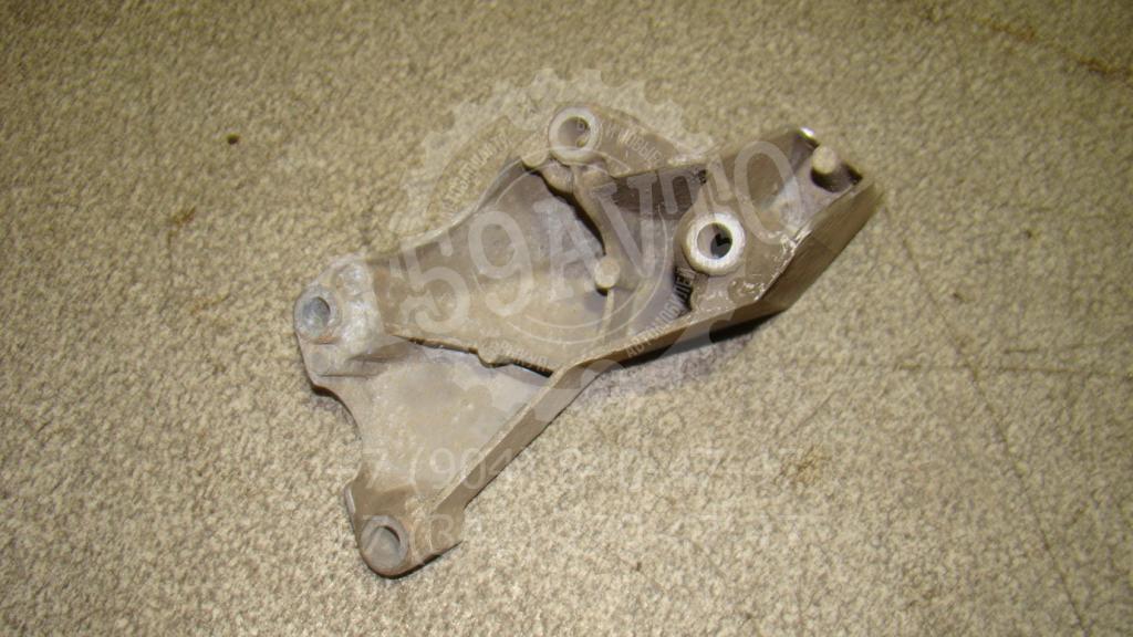 Кронштейн двигателя левый, 500 рублей, Пермь