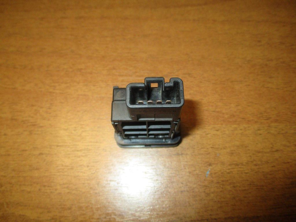 Кнопка открывания лючка бензобака, 550 рублей, Пермь