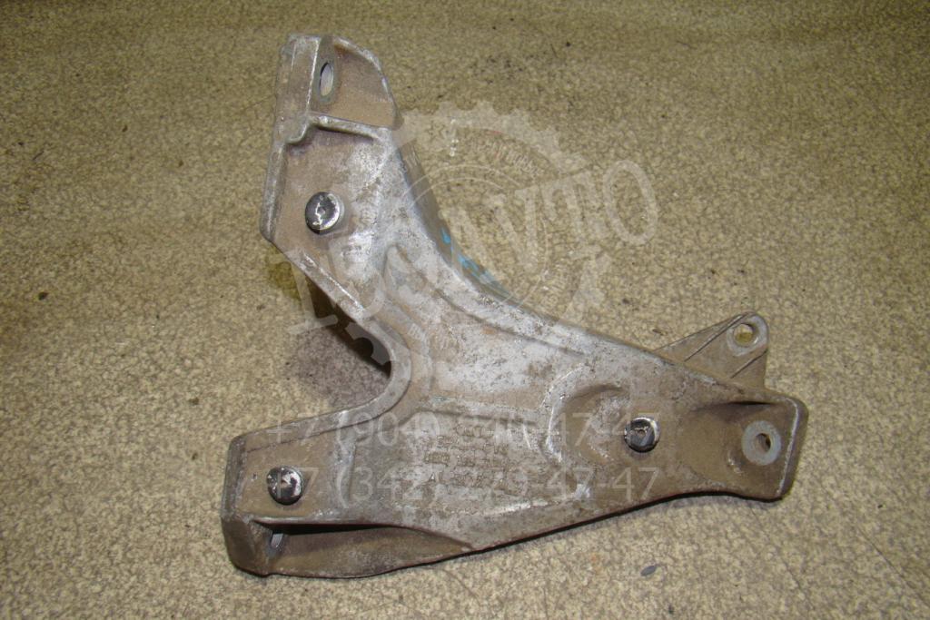 Кронштейн двигателя правый, 600 рублей, Пермь