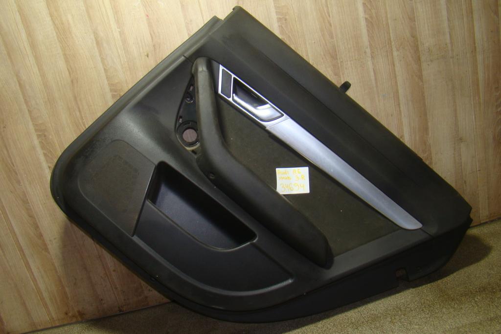 Обшивка двери задней правой, 1500 рублей, Пермь