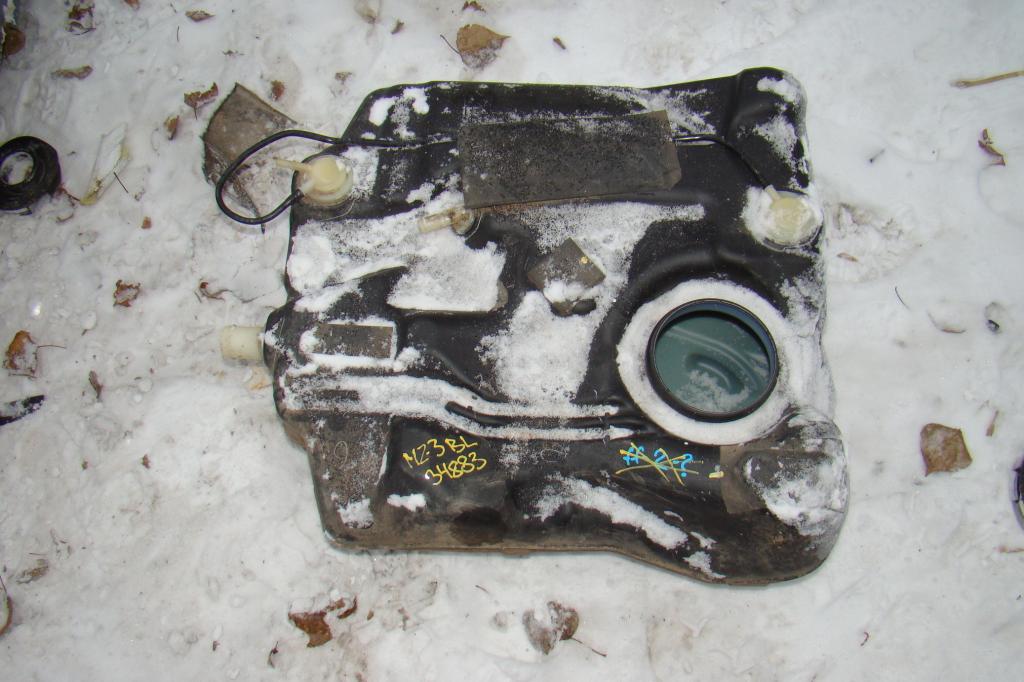 Бак топливный, 2000 рублей, Пермь