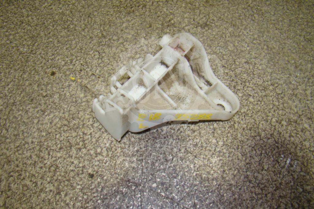 Кронштейн заднего бампера левый, 1000 рублей, Пермь