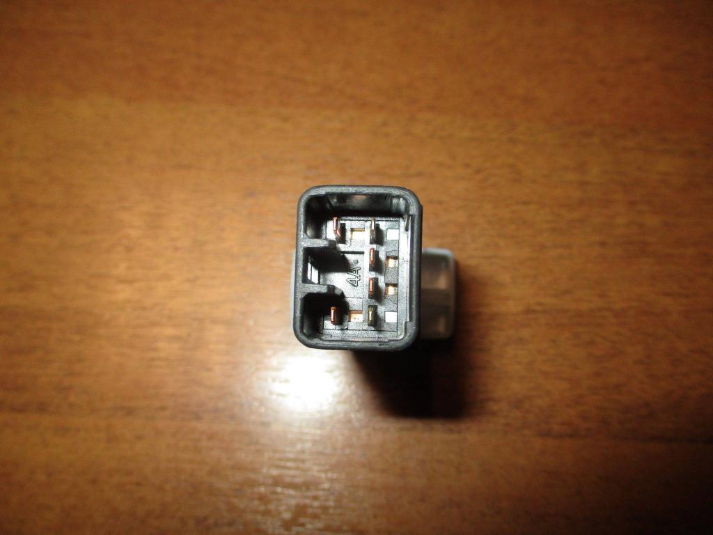 Кнопка обогрева переднего стекла, 500 рублей, Пермь