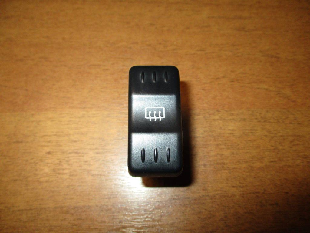 Кнопка обогрева заднего стекла, 500 рублей, Пермь