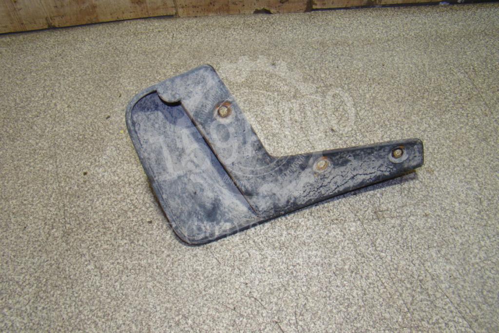 Брызговик передний левый, 500 рублей, Пермь