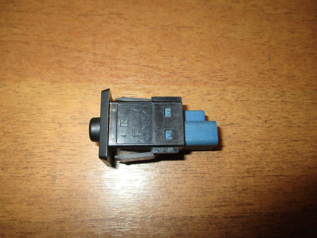 Кнопка открывания багажника, 1000 рублей, Пермь