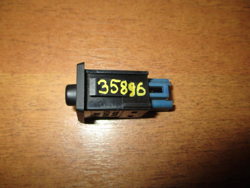 Кнопка открывания багажника, 1000 рублей, Пермь