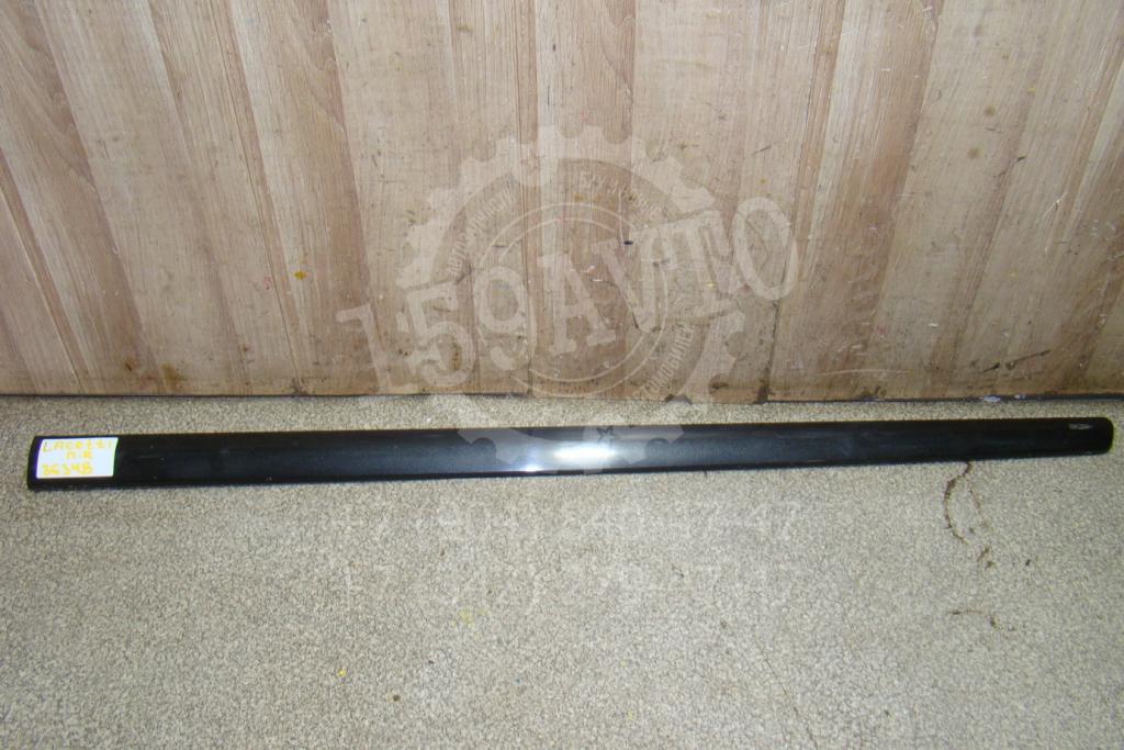 Молдинг передней правой двери, 1000 рублей, Пермь