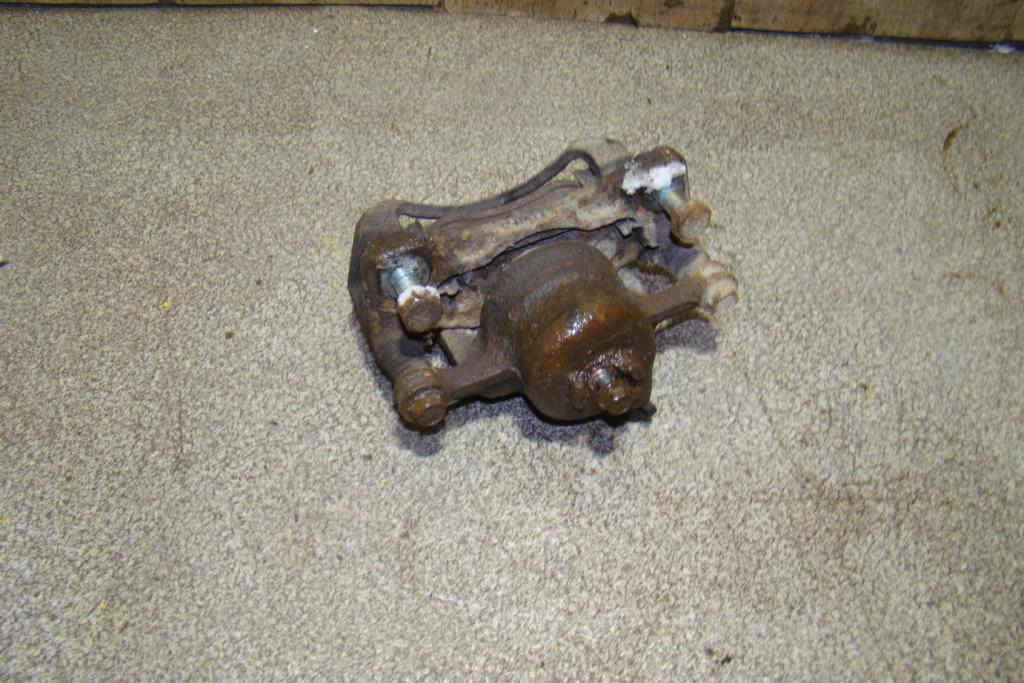 Суппорт передний левый, 1500 рублей, Пермь