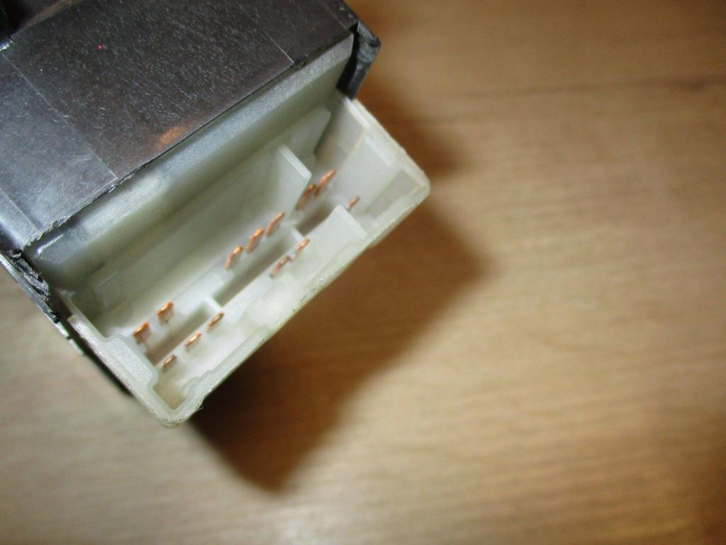 Блок управления стеклоподъемниками, 1500 рублей, Пермь