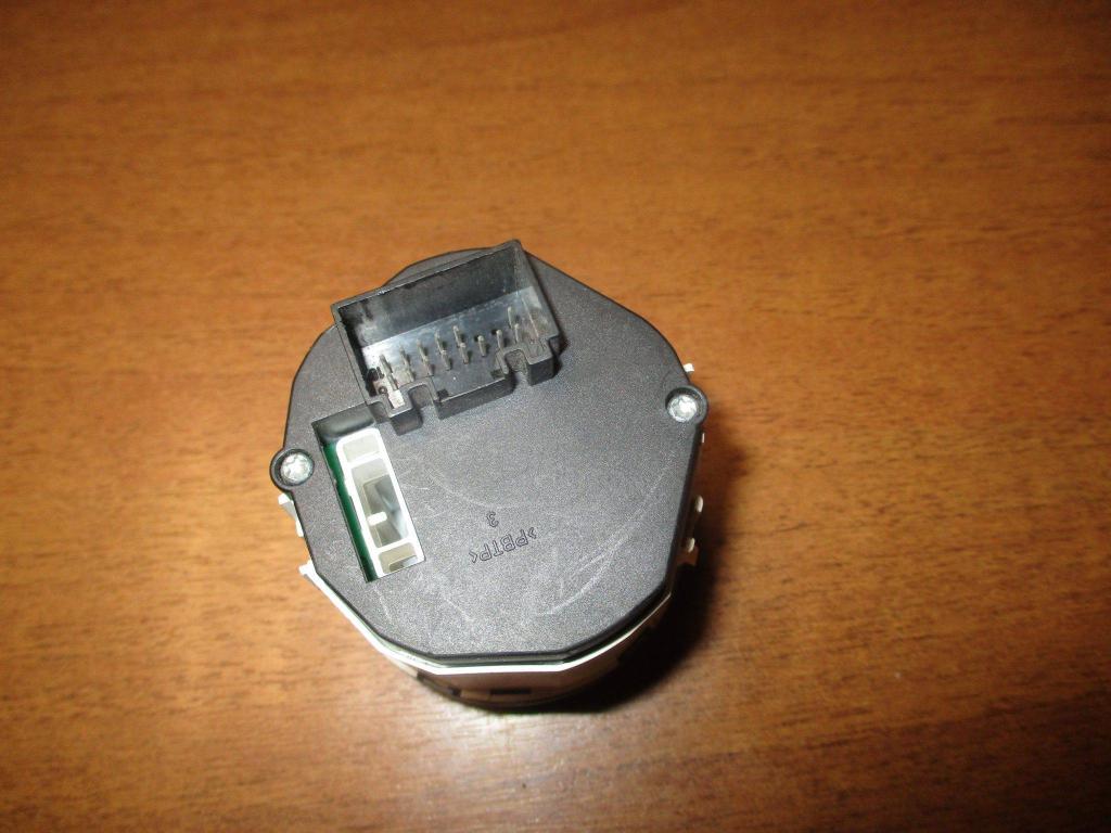 Кнопка переключения режимов подвески, 1000 рублей, Пермь