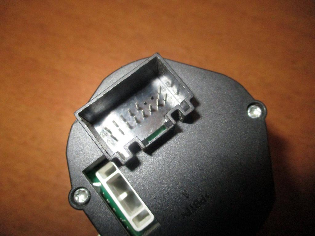 Кнопка переключения режимов подвески, 1000 рублей, Пермь