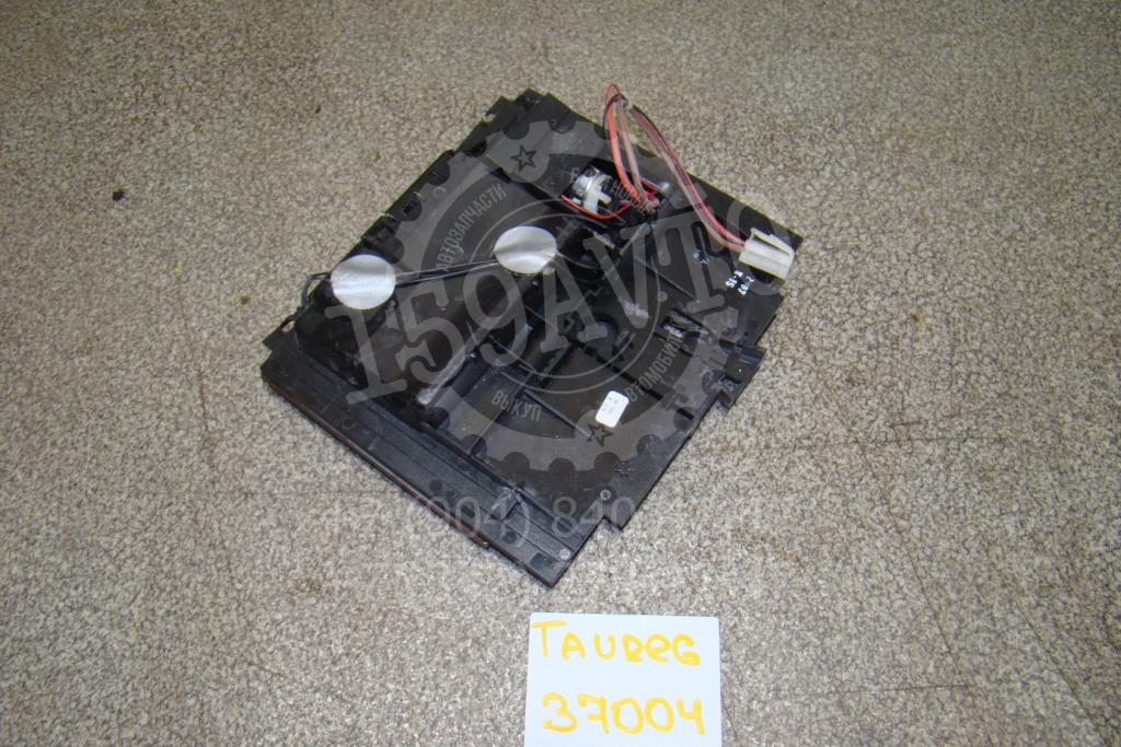 Пепельница передняя, 1500 рублей, Пермь