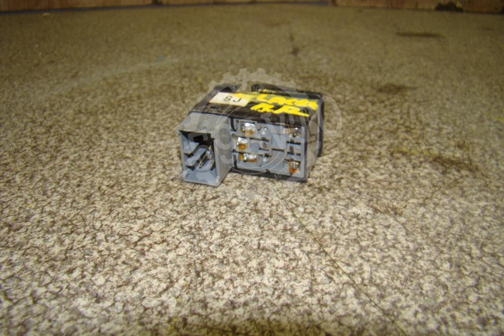 Кнопка стеклоподъемника, 500 рублей, Пермь