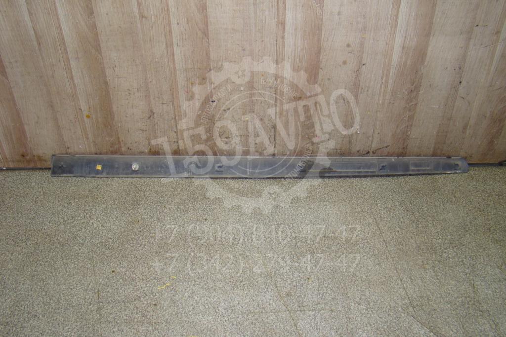 Молдинг передней правой двери, 1000 рублей, Пермь