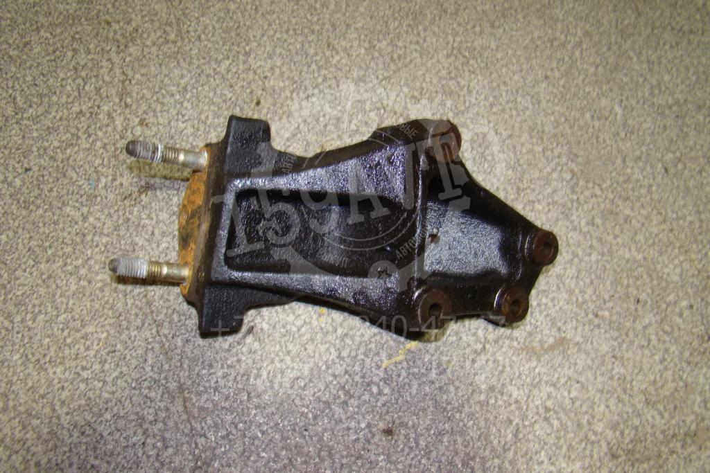 Кронштейн двигателя правый, 500 рублей, Пермь