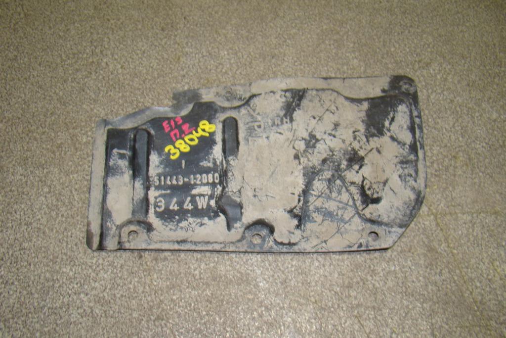 Пыльник двигателя нижний правый, 700 рублей, Пермь