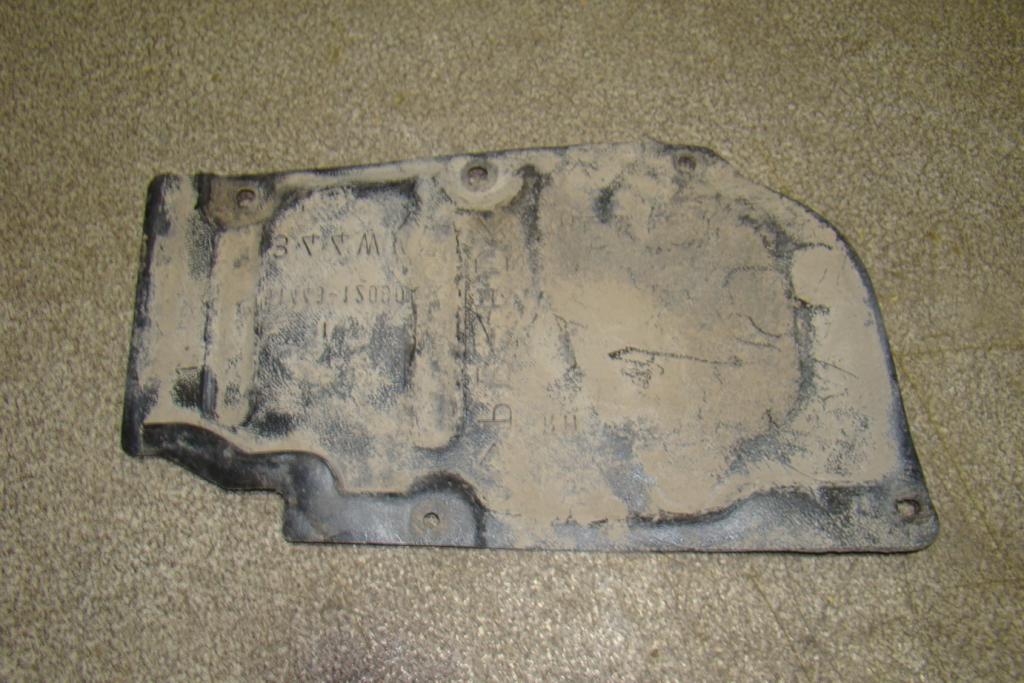 Пыльник двигателя нижний правый, 700 рублей, Пермь