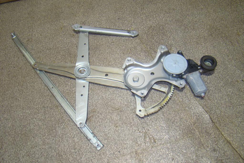 Стеклоподъемник передний правый, 2000 рублей, Пермь