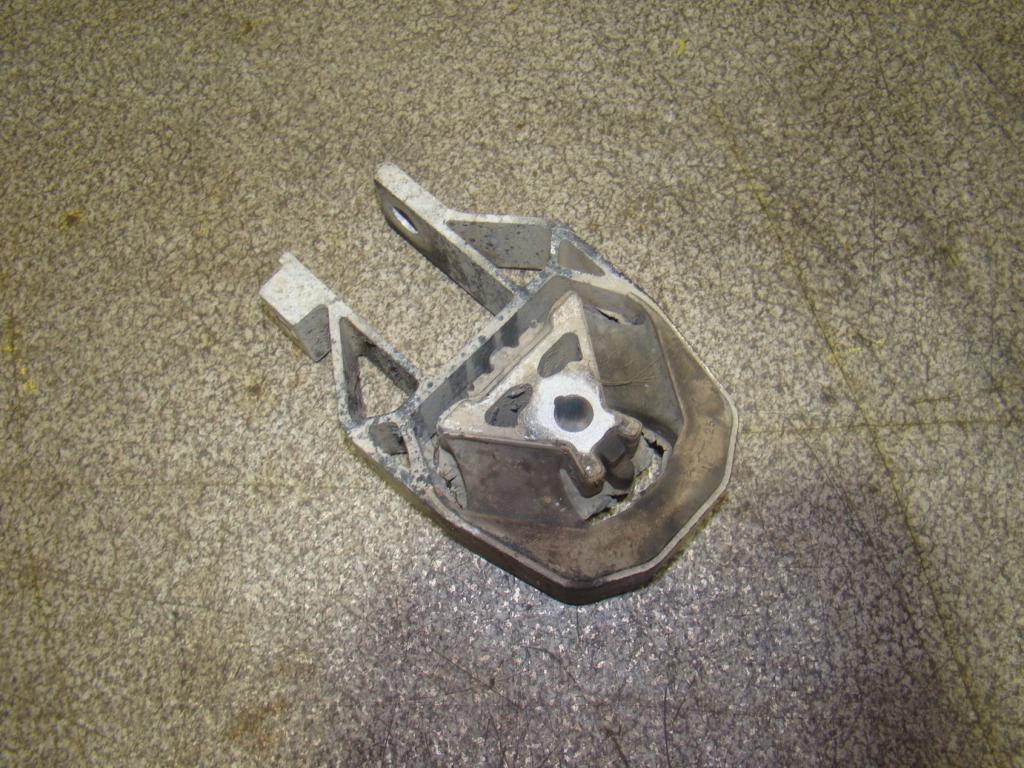 Опора КПП задняя, 1500 рублей, Пермь