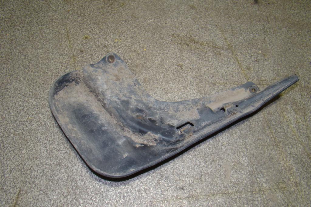 Брызговик задний левый, 500 рублей, Пермь