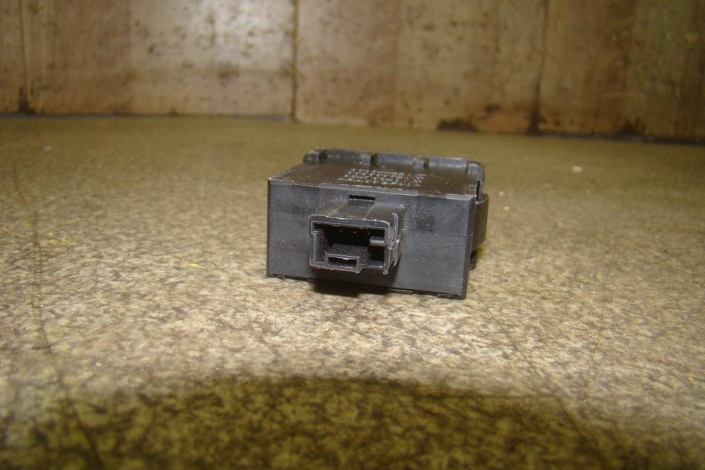 Кнопка корректора фар, 500 рублей, Пермь