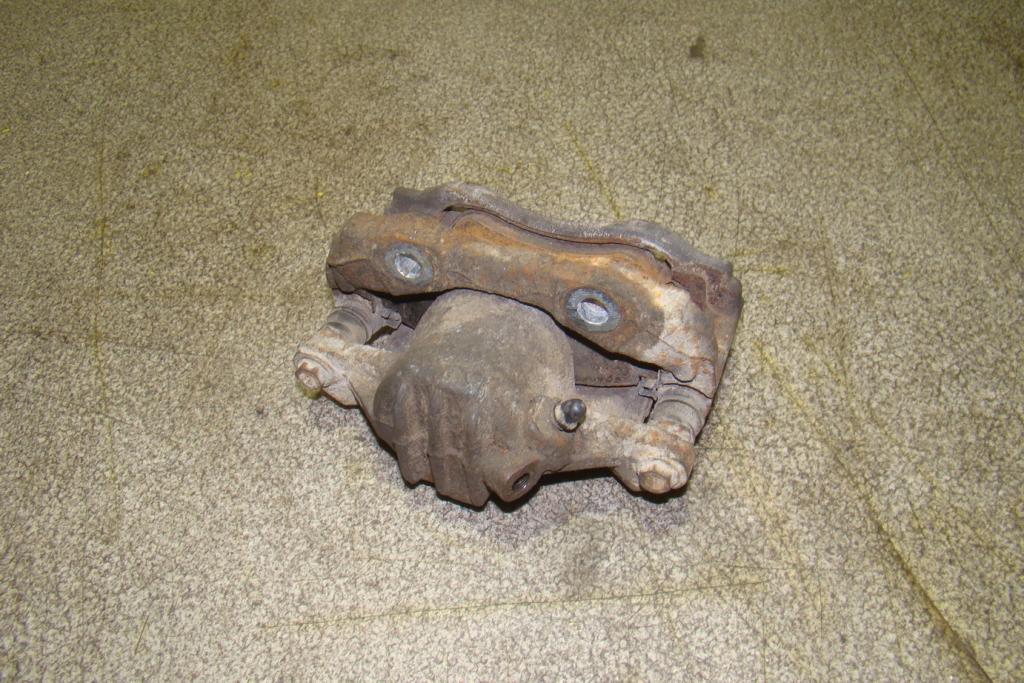 Суппорт передний левый, 1000 рублей, Пермь