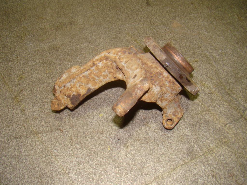 Кулак поворотный передний правый, 3000 рублей, Пермь