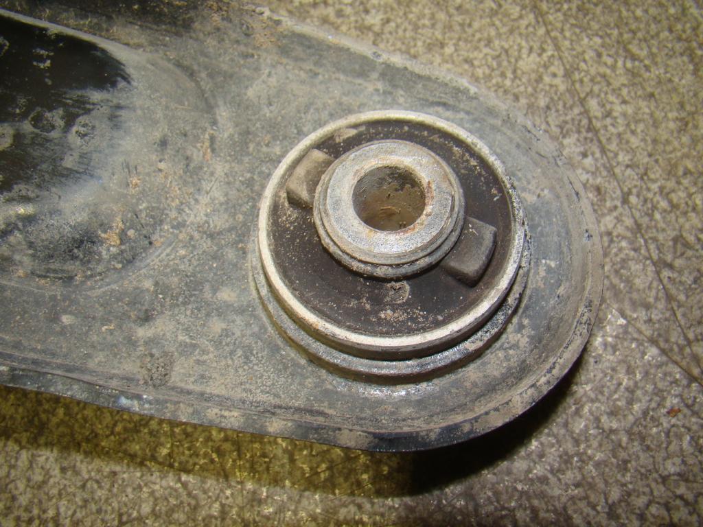 Рычаг передний правый, 2000 рублей, Пермь