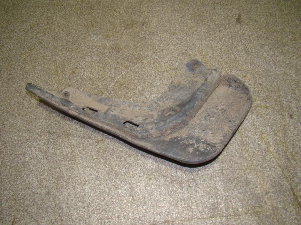 Брызговик задний правый, 500 рублей, Пермь