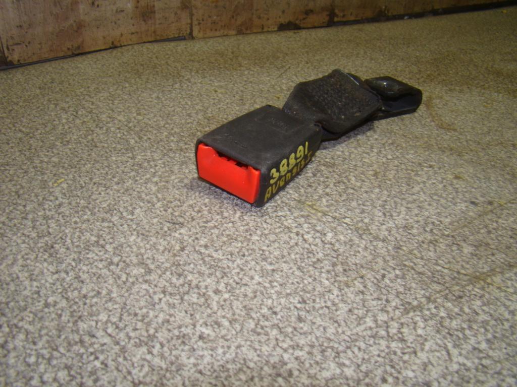 Ответная часть ремня безопасности, 500 рублей, Пермь