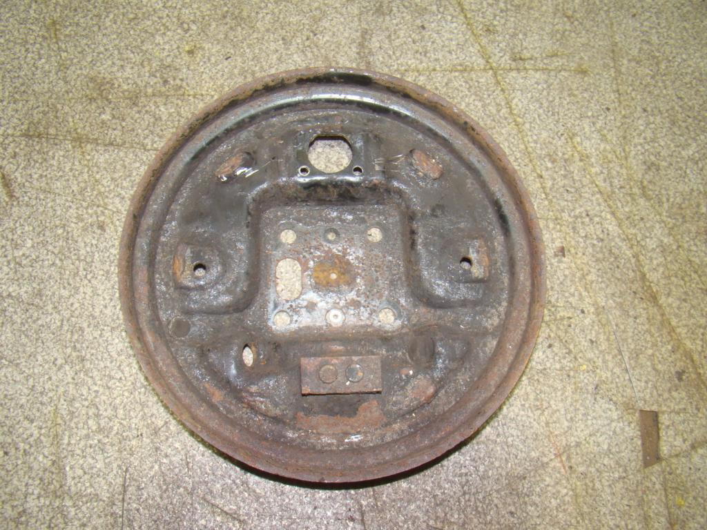 Щит опорный задний левый, 1000 рублей, Пермь