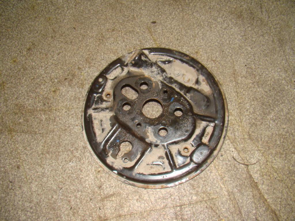 Щит опорный задний левый, 1000 рублей, Пермь