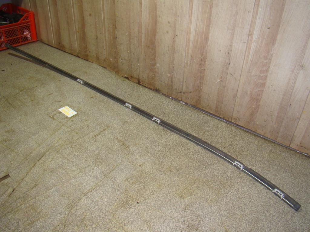 Молдинг крыши левый, 600 рублей, Пермь